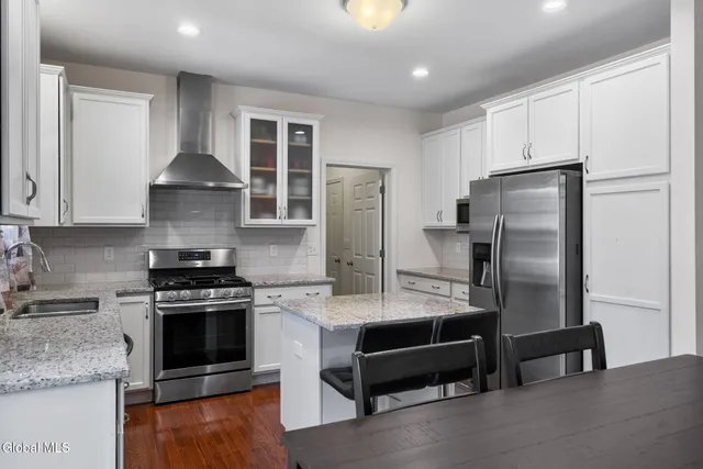 $3,600 | 2 Birch Court, North Greenbush, NY 12180