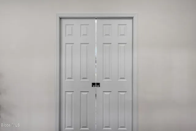 $3,600 | 2 Birch Court, North Greenbush, NY 12180