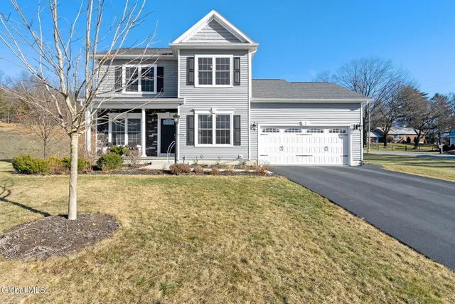 $3,600 | 2 Birch Court, North Greenbush, NY 12180