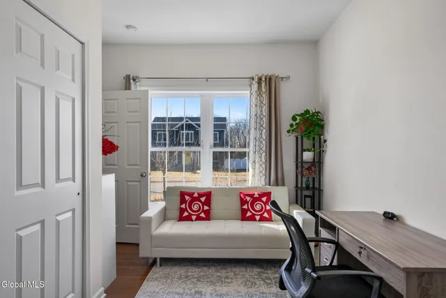 $3,600 | 2 Birch Court, North Greenbush, NY 12180