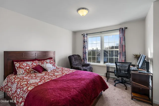 $3,600 | 2 Birch Court, North Greenbush, NY 12180