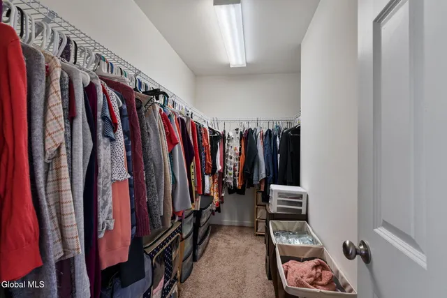 $3,600 | 2 Birch Court, North Greenbush, NY 12180