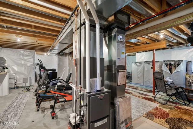 $3,600 | 2 Birch Court, North Greenbush, NY 12180