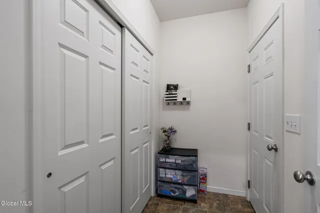 $3,600 | 2 Birch Court, North Greenbush, NY 12180