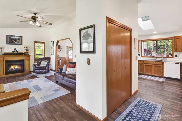 $845,000 | 1048 Edgewater Lane, Lynden, WA 98264