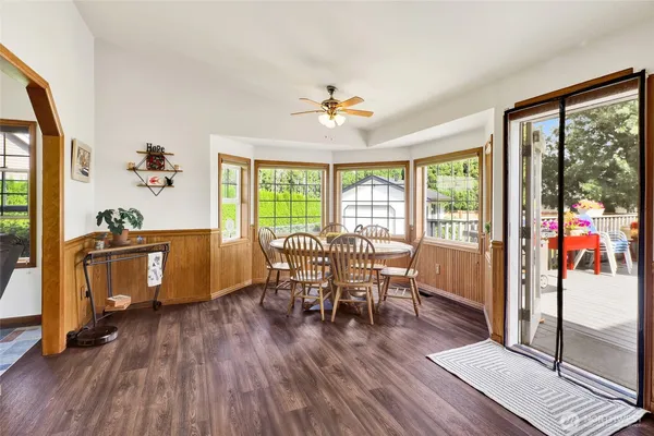 $845,000 | 1048 Edgewater Lane, Lynden, WA 98264