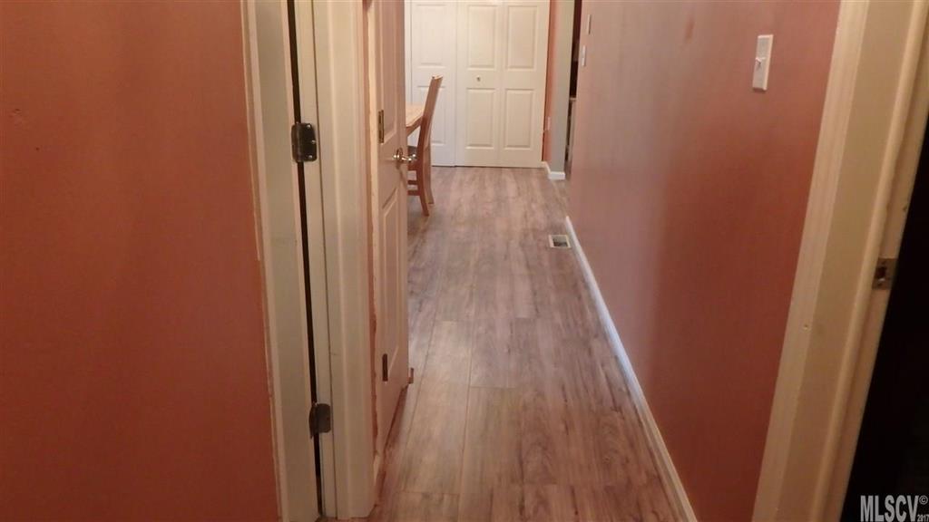 2047 Stamey Road Hudson, NC 28638 - Photo 3 of 22 Gallery Image 3