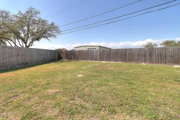 $1,895 | 929 St Timothy Street, Corpus Christi, TX 78418