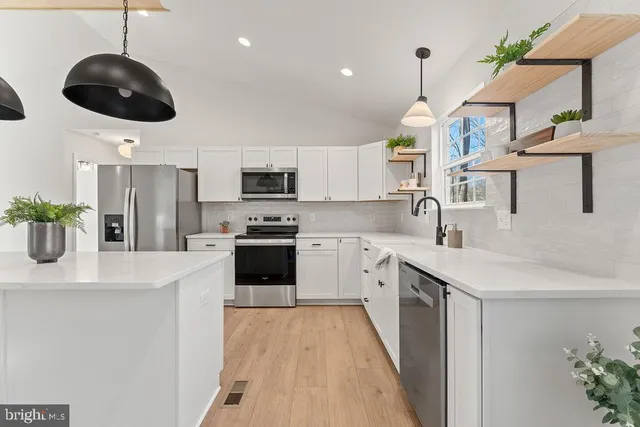 $500,000 | 5531 Hams Ford Road, Woodford, VA 22580