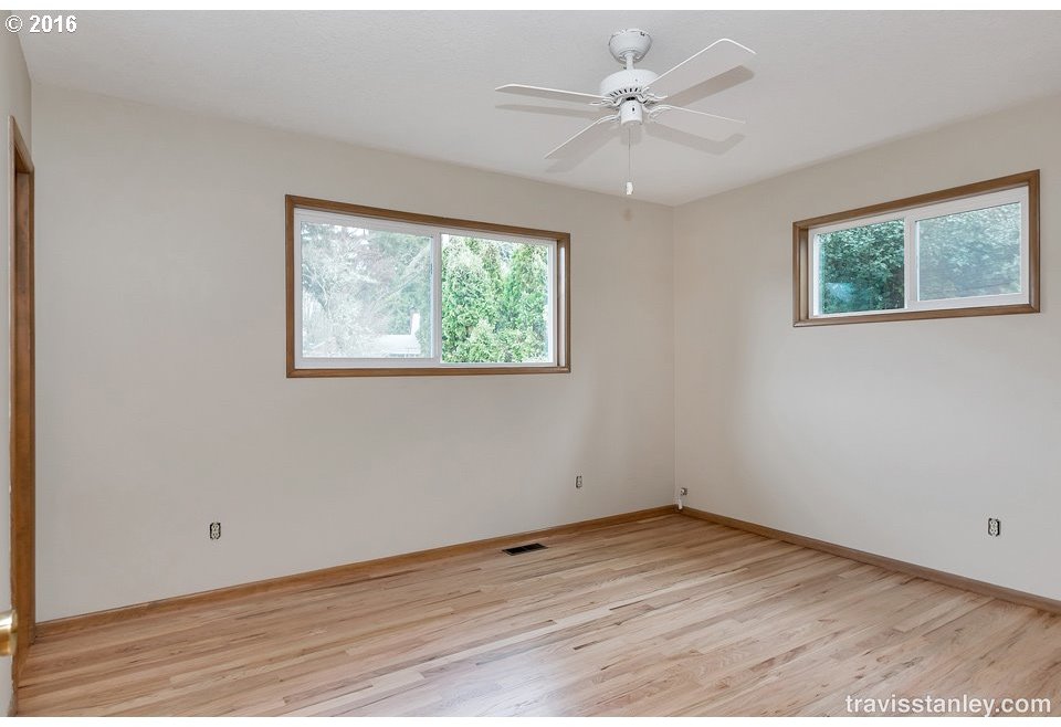 9384 Southwest Washington Street Portland, OR 97225 - Photo 13 of 23 Gallery Image 13