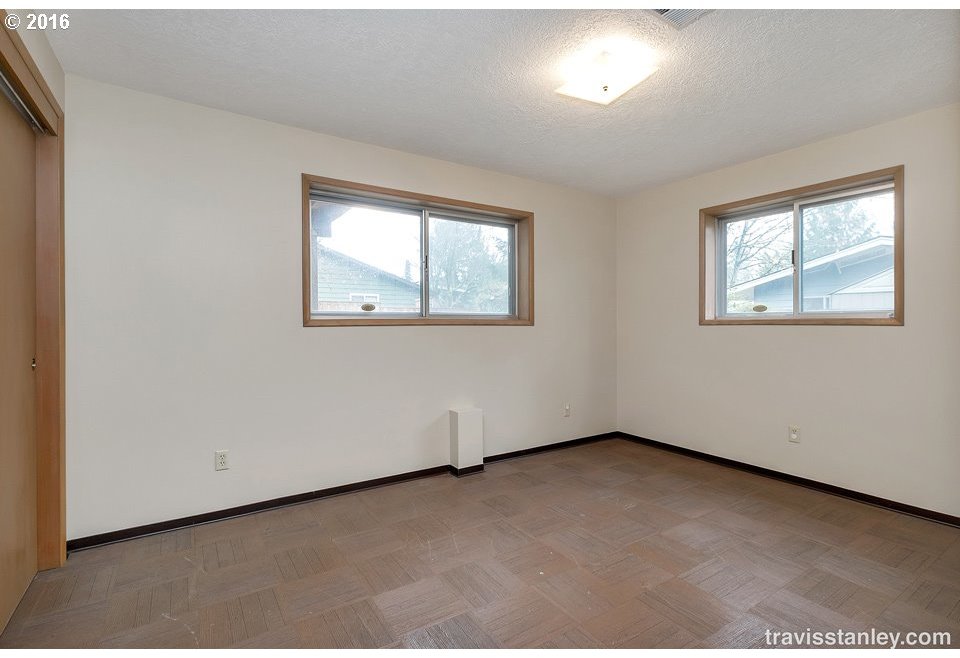 9384 Southwest Washington Street Portland, OR 97225 - Photo 15 of 23 Gallery Image 15