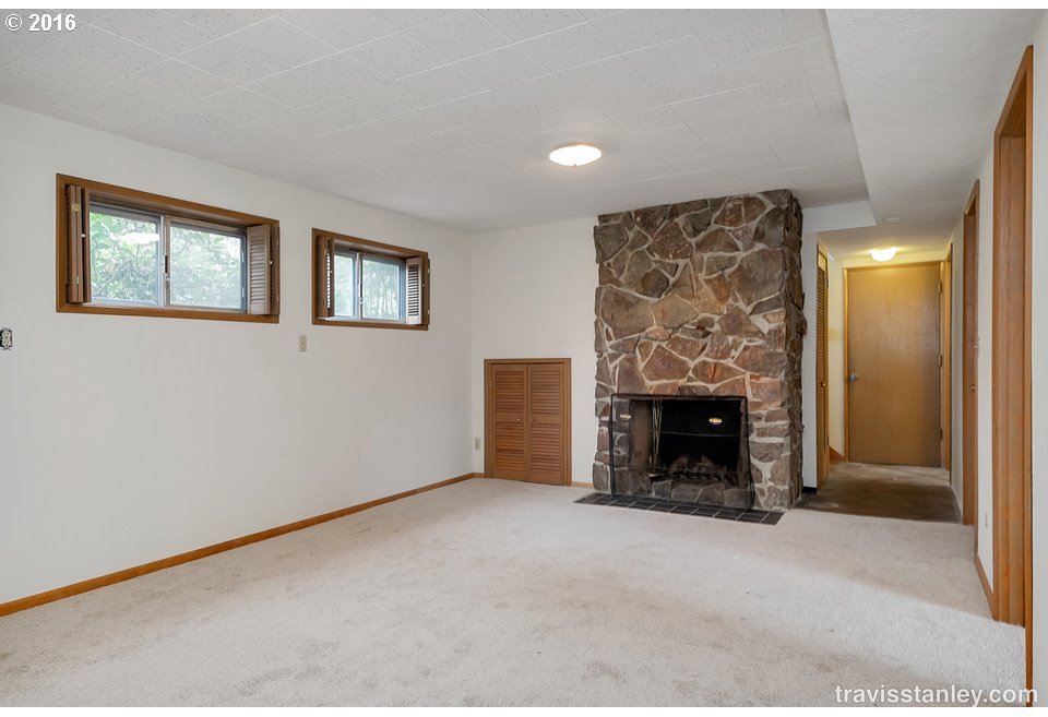 9384 Southwest Washington Street Portland, OR 97225 - Photo 17 of 23 Gallery Image 17