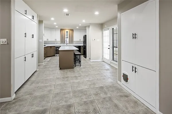 $485,000 | 2301 East Briargate Drive, Bryan, TX 77802