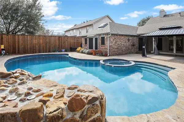 $485,000 | 2301 East Briargate Drive, Bryan, TX 77802