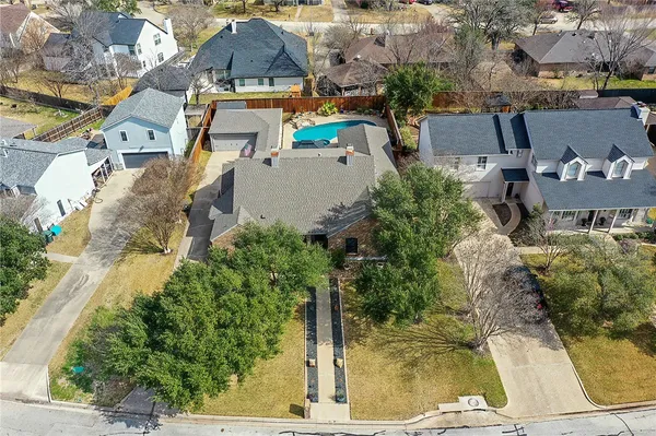 $485,000 | 2301 East Briargate Drive, Bryan, TX 77802