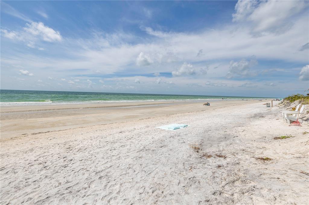 516 Gulf Boulevard Indian Rocks Beach, FL 33785 - Photo 18 of 97
