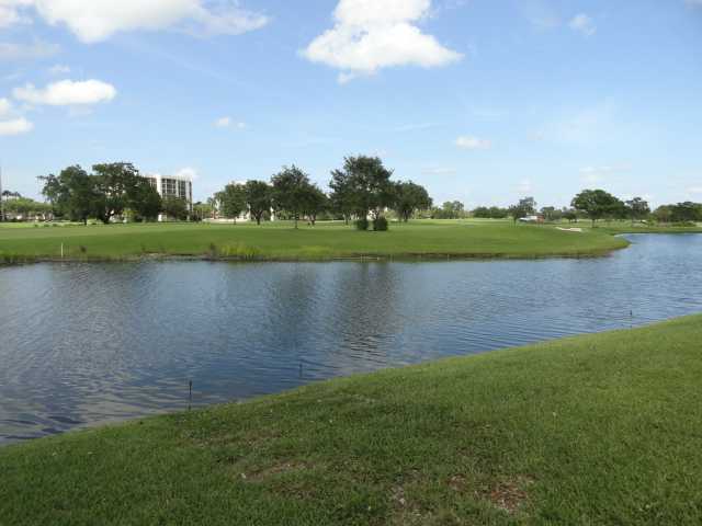 20442 Linksview Drive Boca Raton, FL 33434 - Photo 12 of 22 VIEW