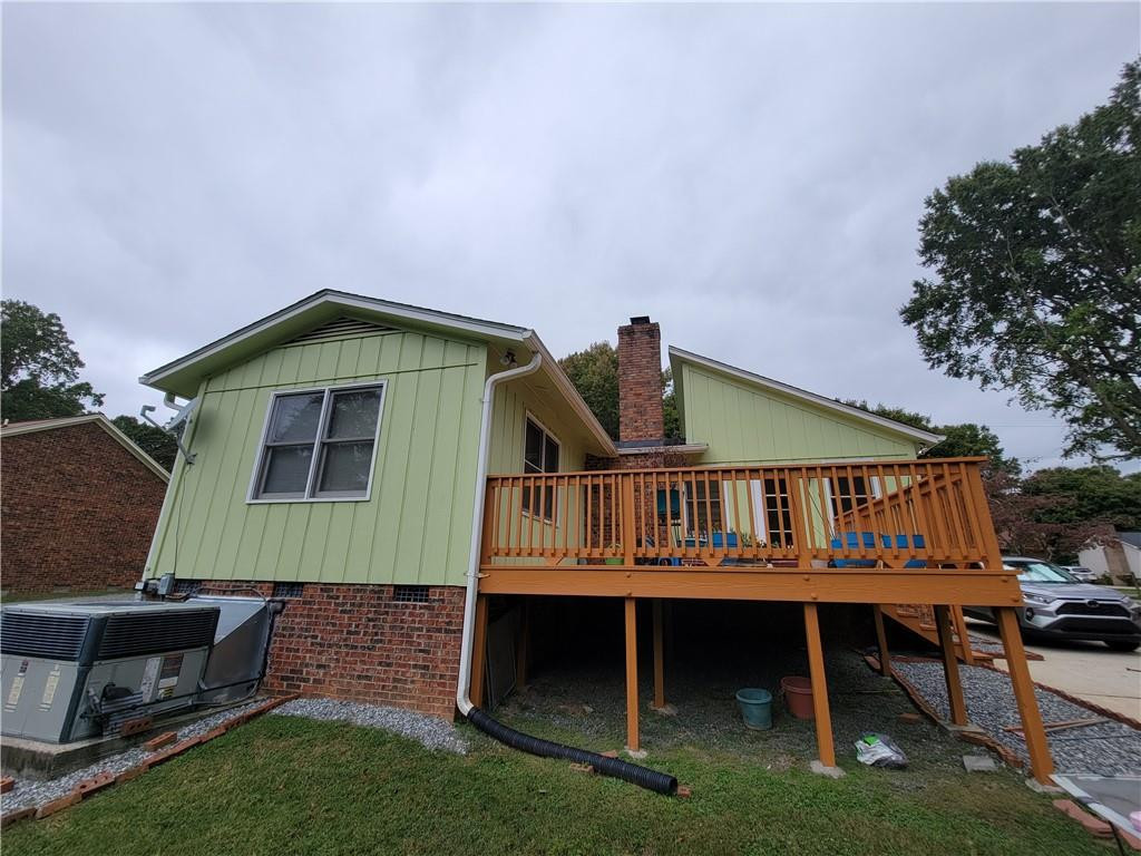 1818 Rendall Street Burlington, NC 27215 - Photo 3 of 17 Gallery Image 3