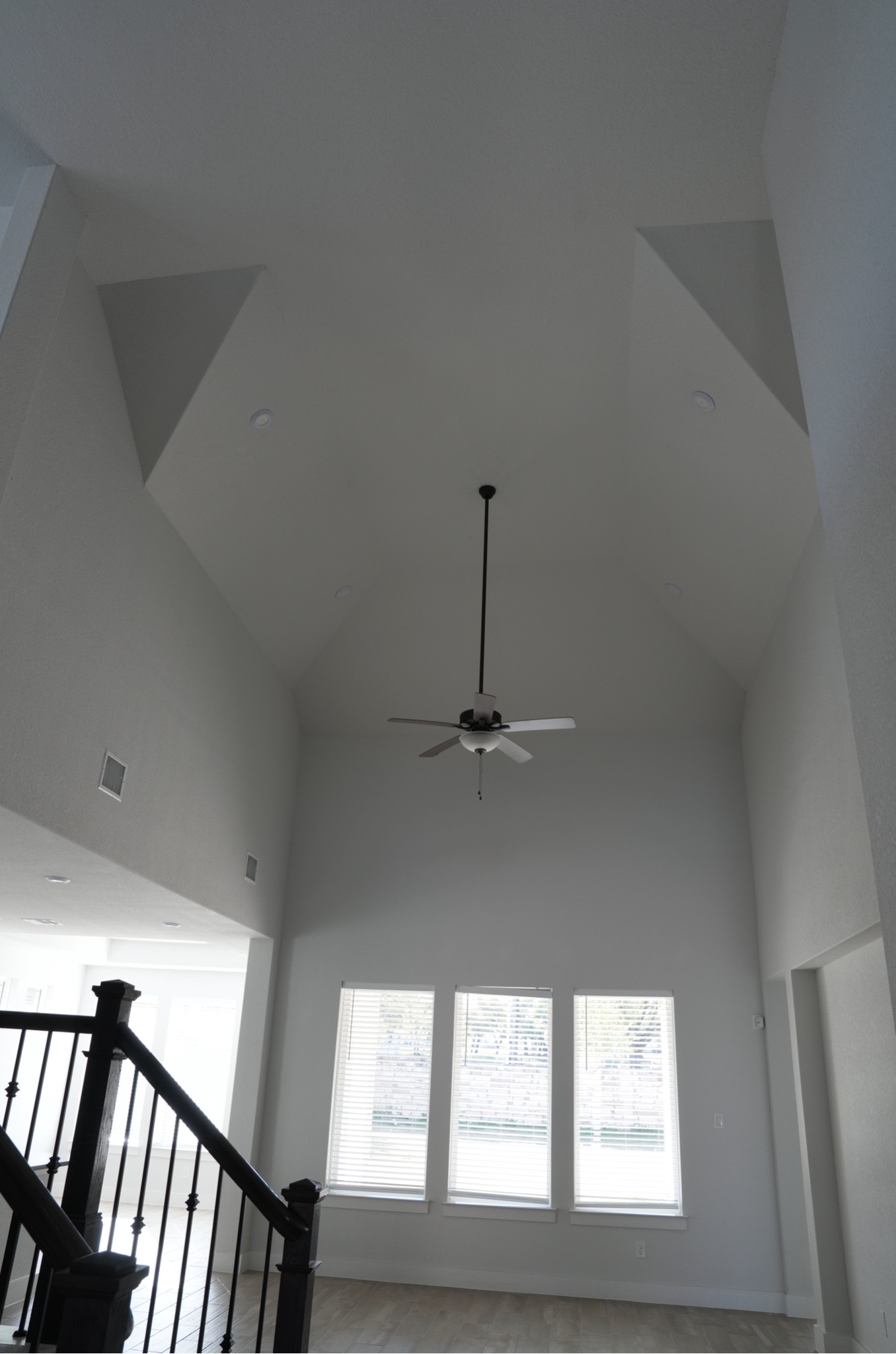3812 Mercer Road Georgetown, TX 78628 - Photo 27 of 33 Detailed view of a ceiling fan