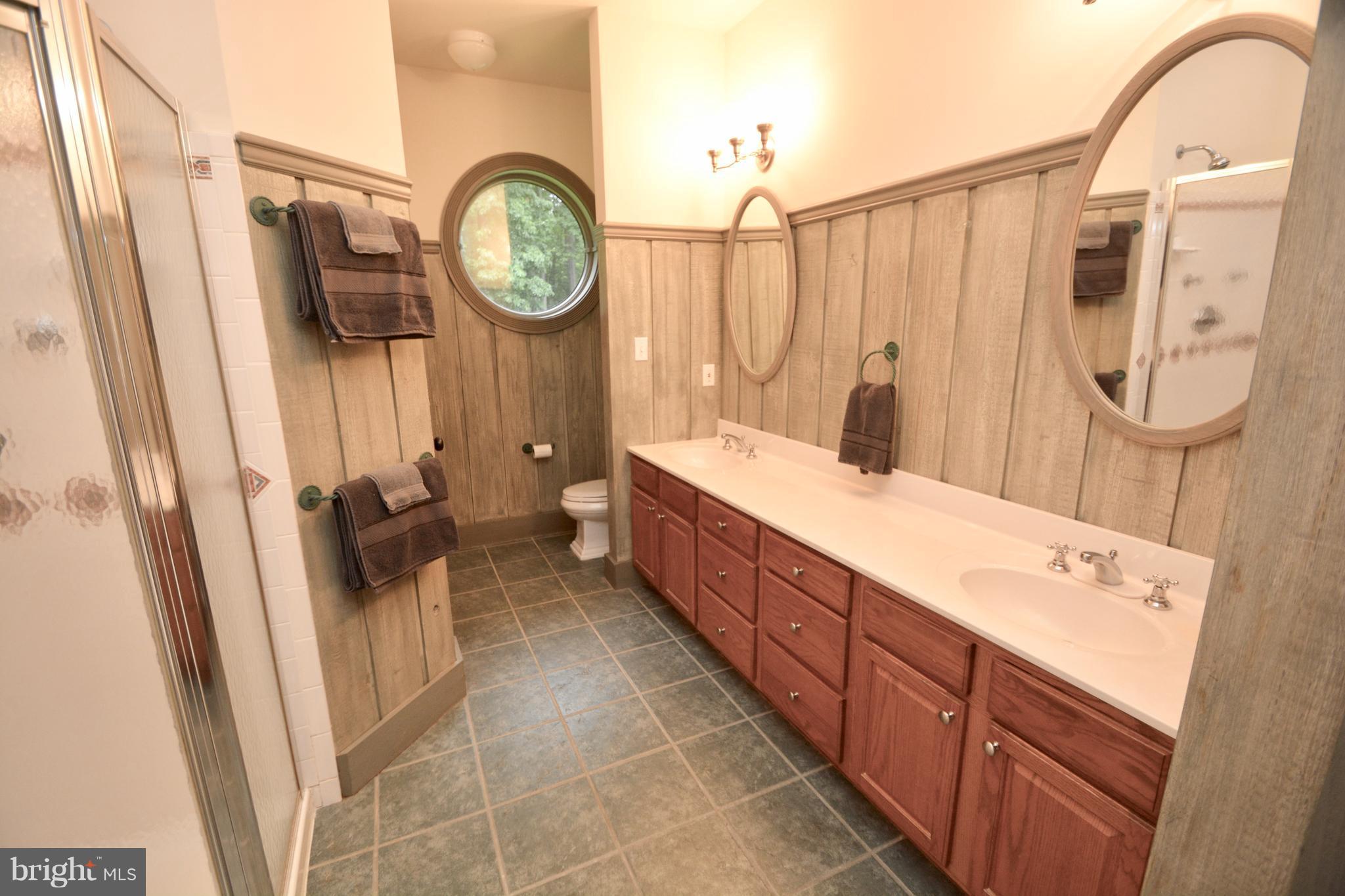 3873 Turkey Point Road North East, MD 21901 - Photo 19 of 30 Bath (Master)
