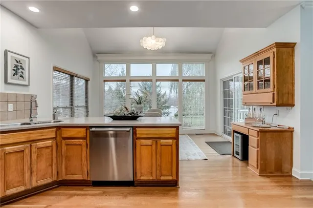 $575,000 | 14401 Stearns Street, Overland Park, KS 66221