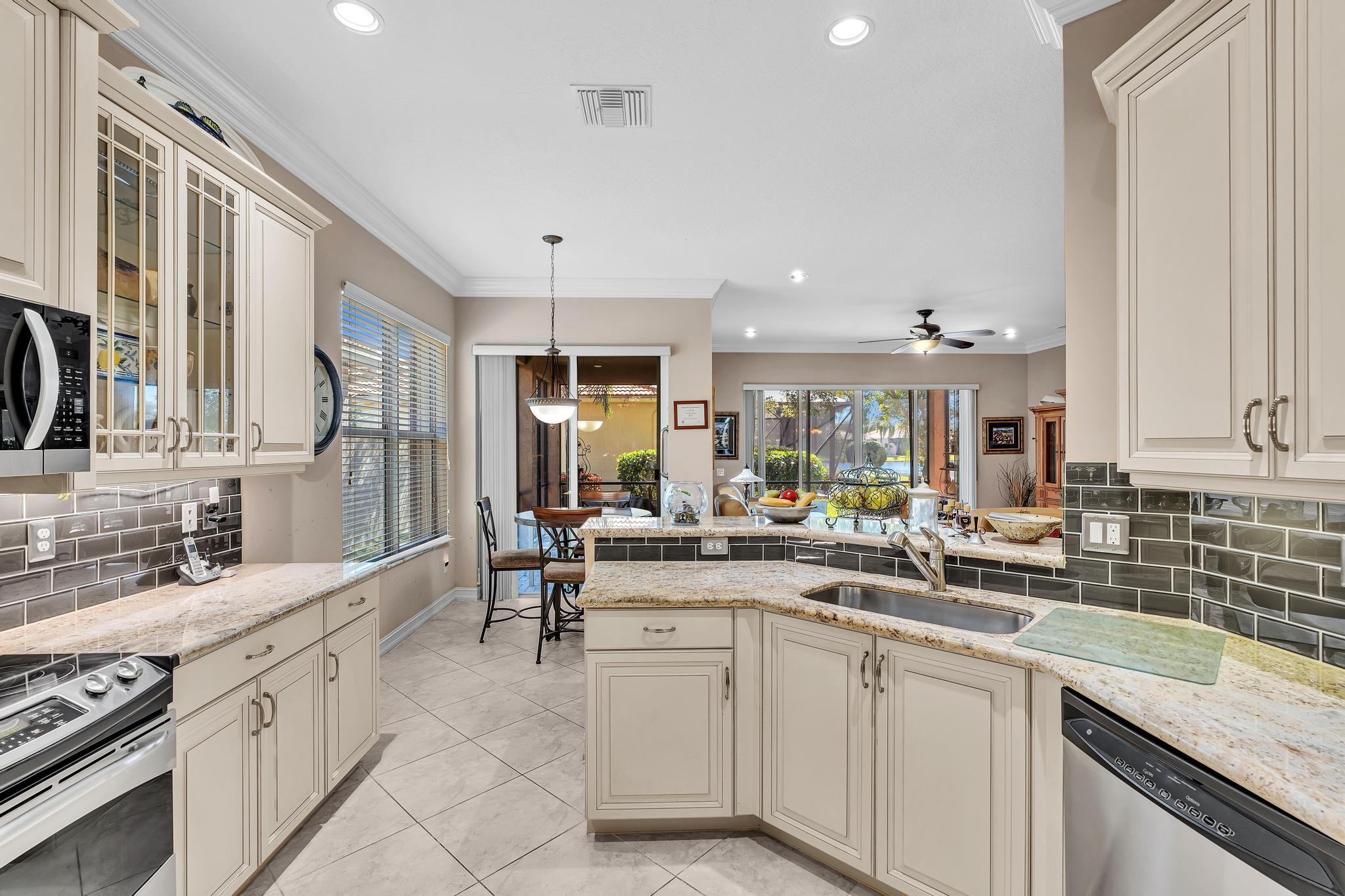 9062 Meridian View Isle Boynton Beach, FL 33473 - Photo 25 of 71 FPP00951