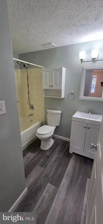 $3,325 | 223 Laura Anne Court, Sterling, VA 20164