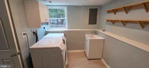 $3,325 | 223 Laura Anne Court, Sterling, VA 20164