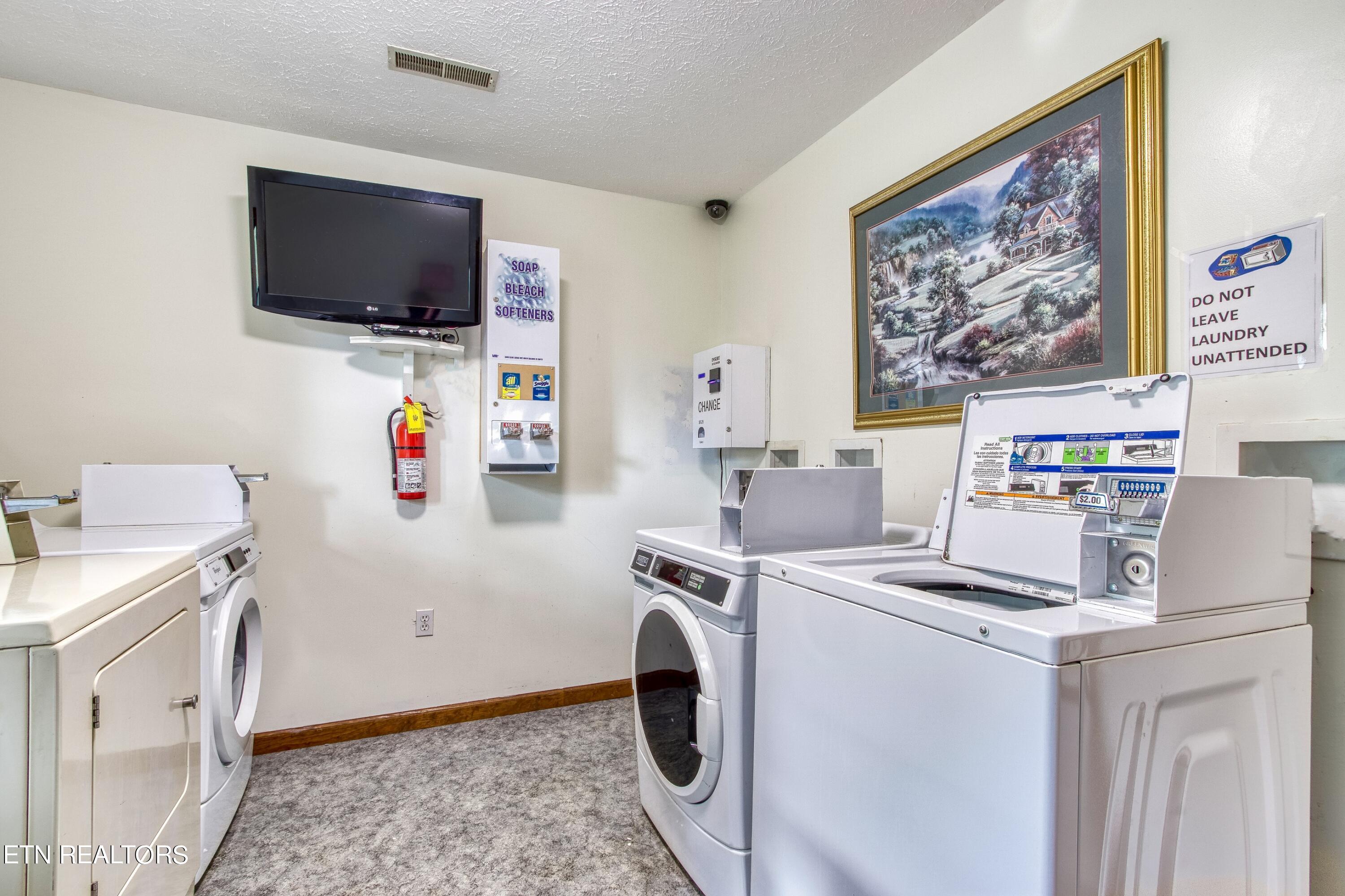 1081 Cove Road, Unit 1012 Sevierville, TN 37876 - Photo 18 of 22 1(33)