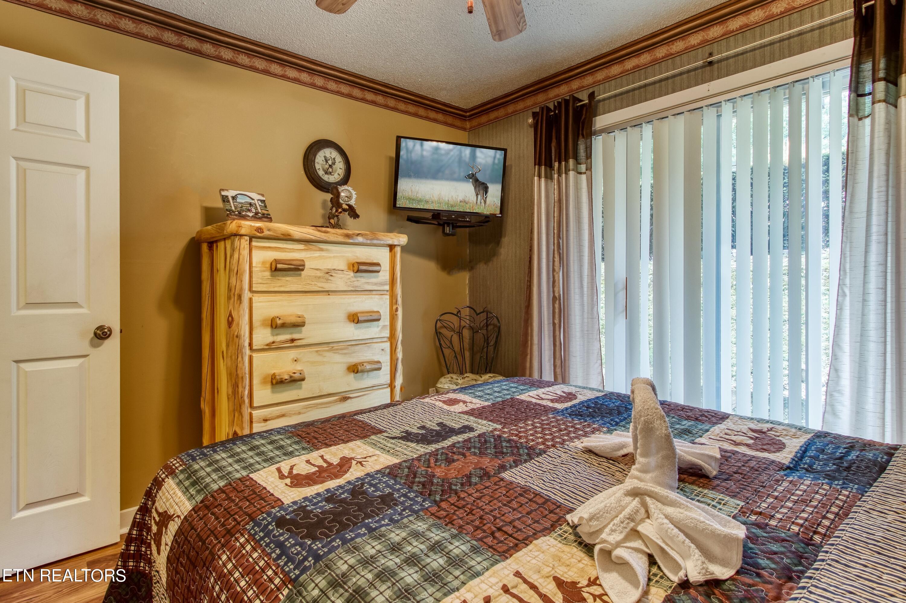 1081 Cove Road, Unit 1012 Sevierville, TN 37876 - Photo 7 of 22 1(10)