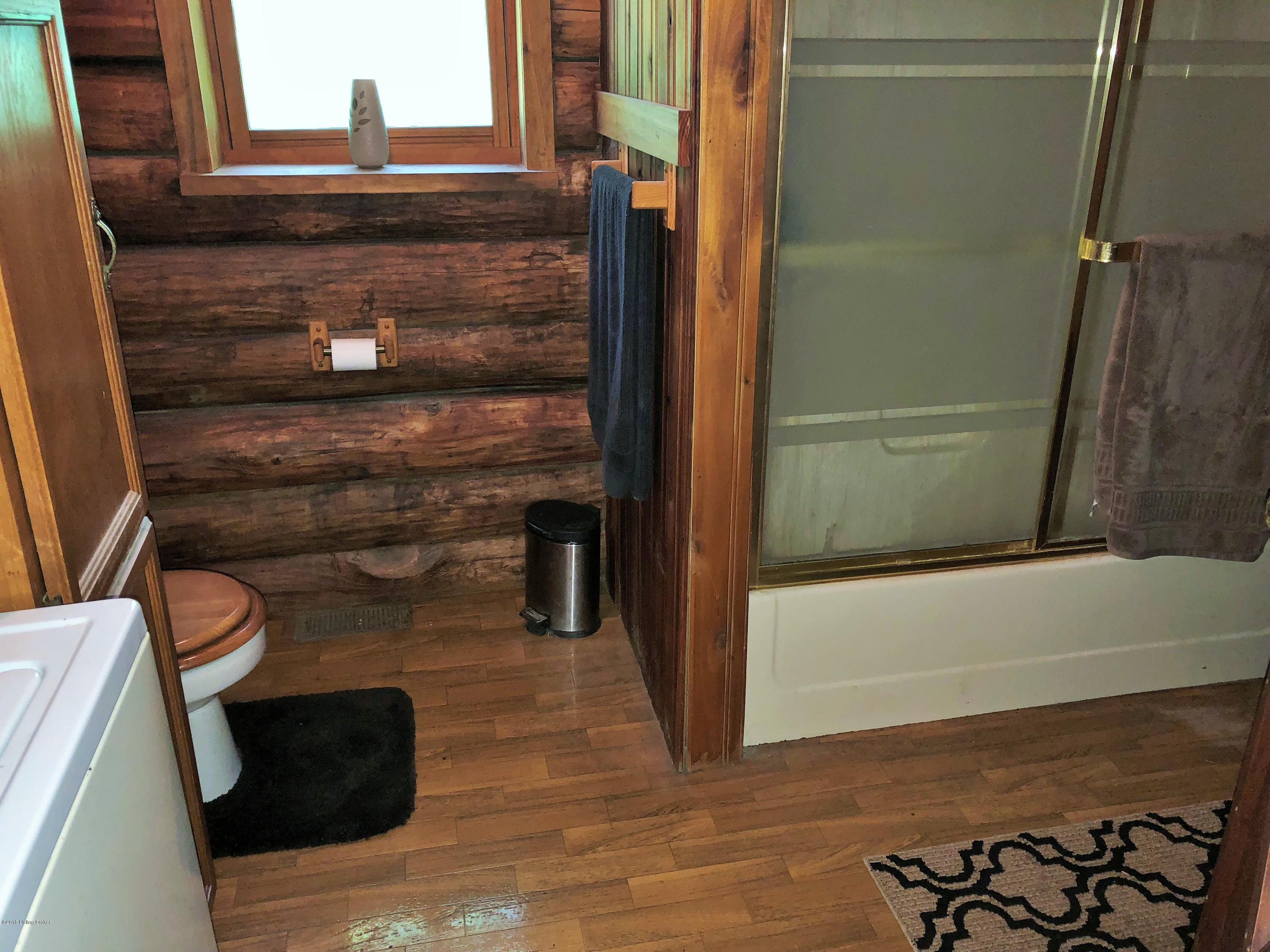 1027 Kendall Road Worthville, KY 41098 - Photo 11 of 18 1st Floor Full Bath