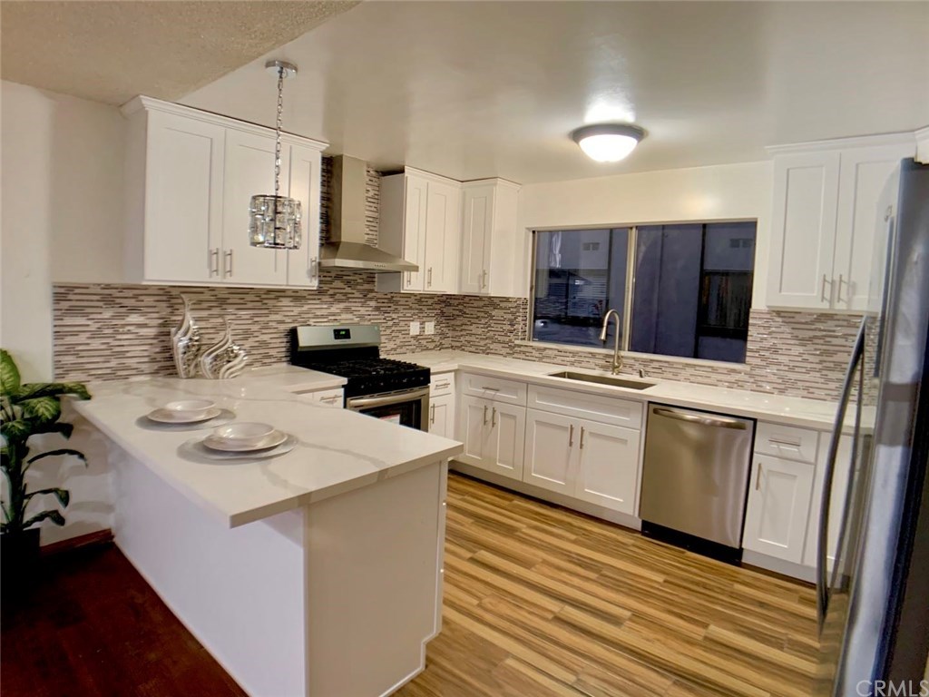 9557 Broadway, Unit 2 Temple City, CA 91780 - Photo 3 of 24