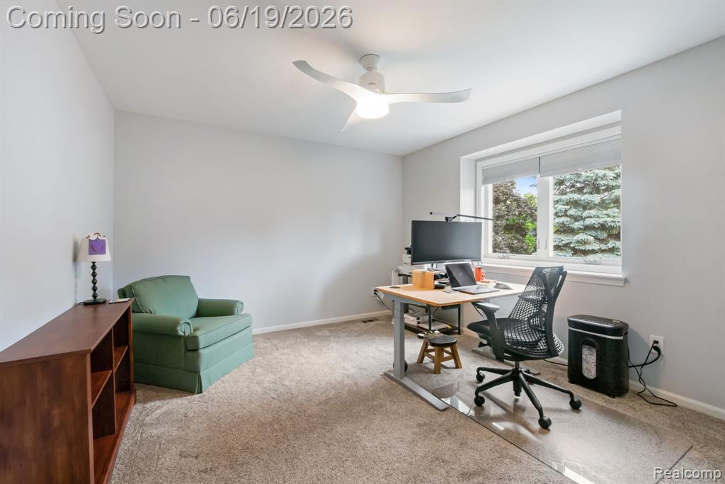 1902 Grayslake Drive Rochester Hills, MI 48306 - Photo 43 of 76