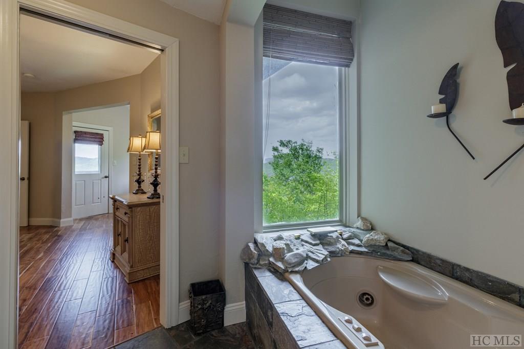 462 Eagle Ridge Road Sapphire, NC 28774 - Photo 24 of 28 Gallery Image 24