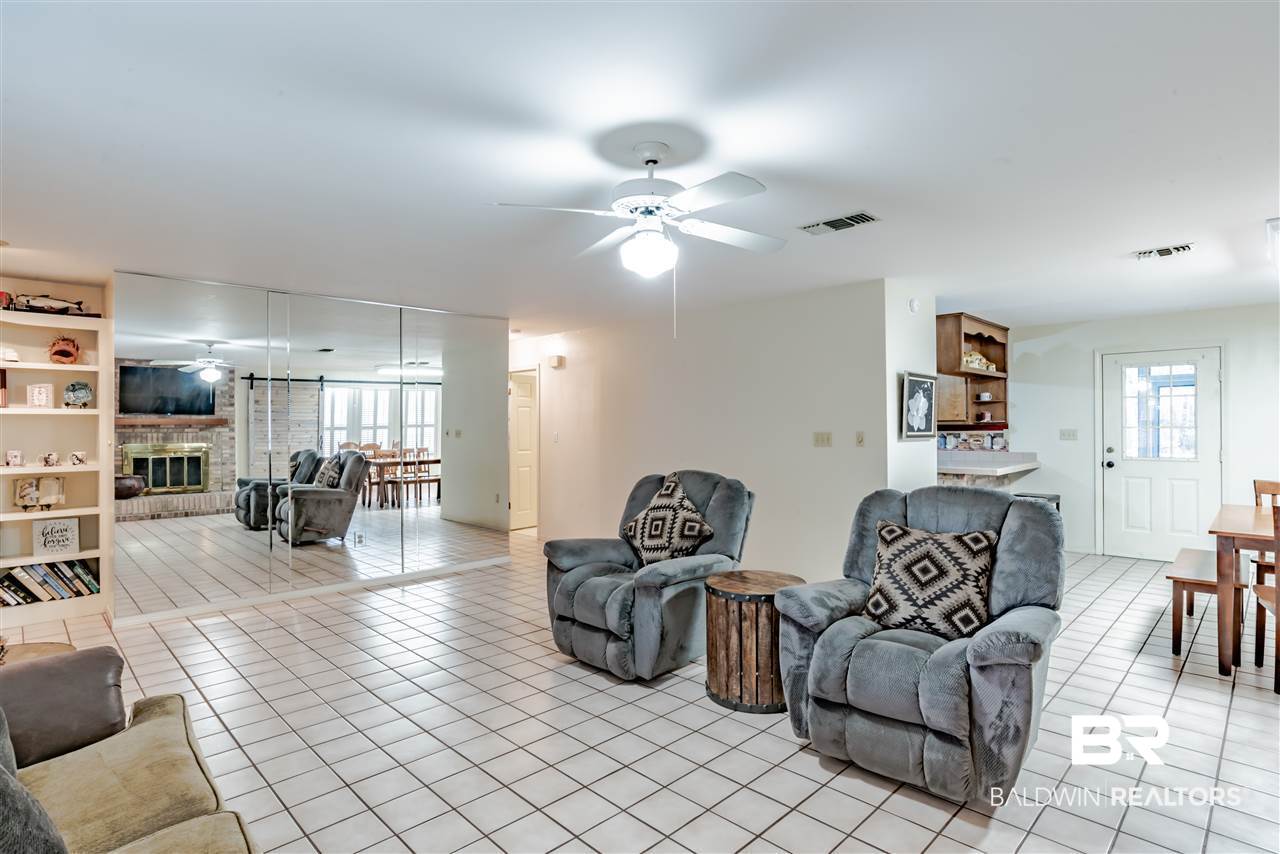 9102 Coronada Road Elberta, AL 36530 - Photo 8 of 39