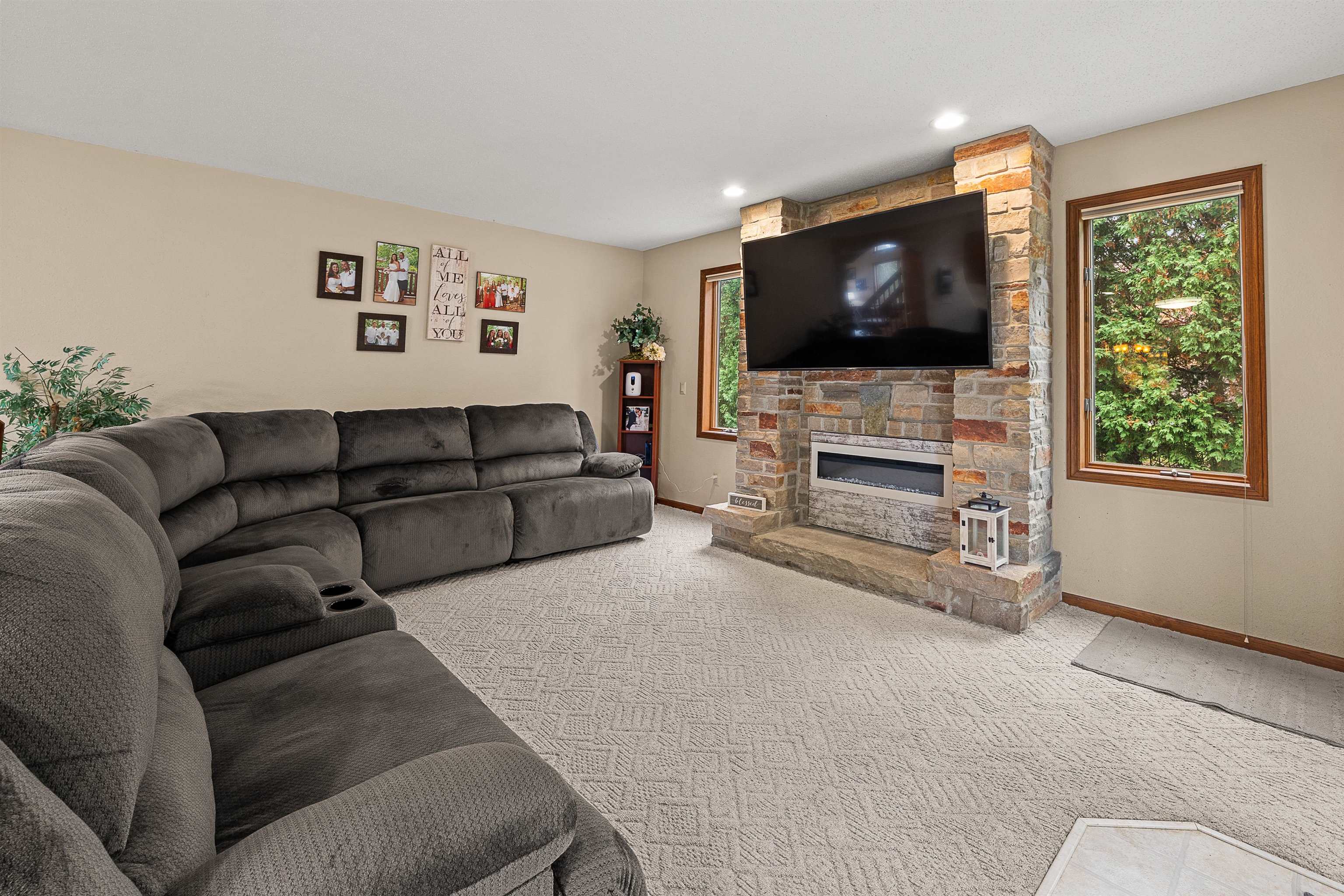 W8784 Eagle Road Beaver Dam, WI 53916 - Photo 13 of 37