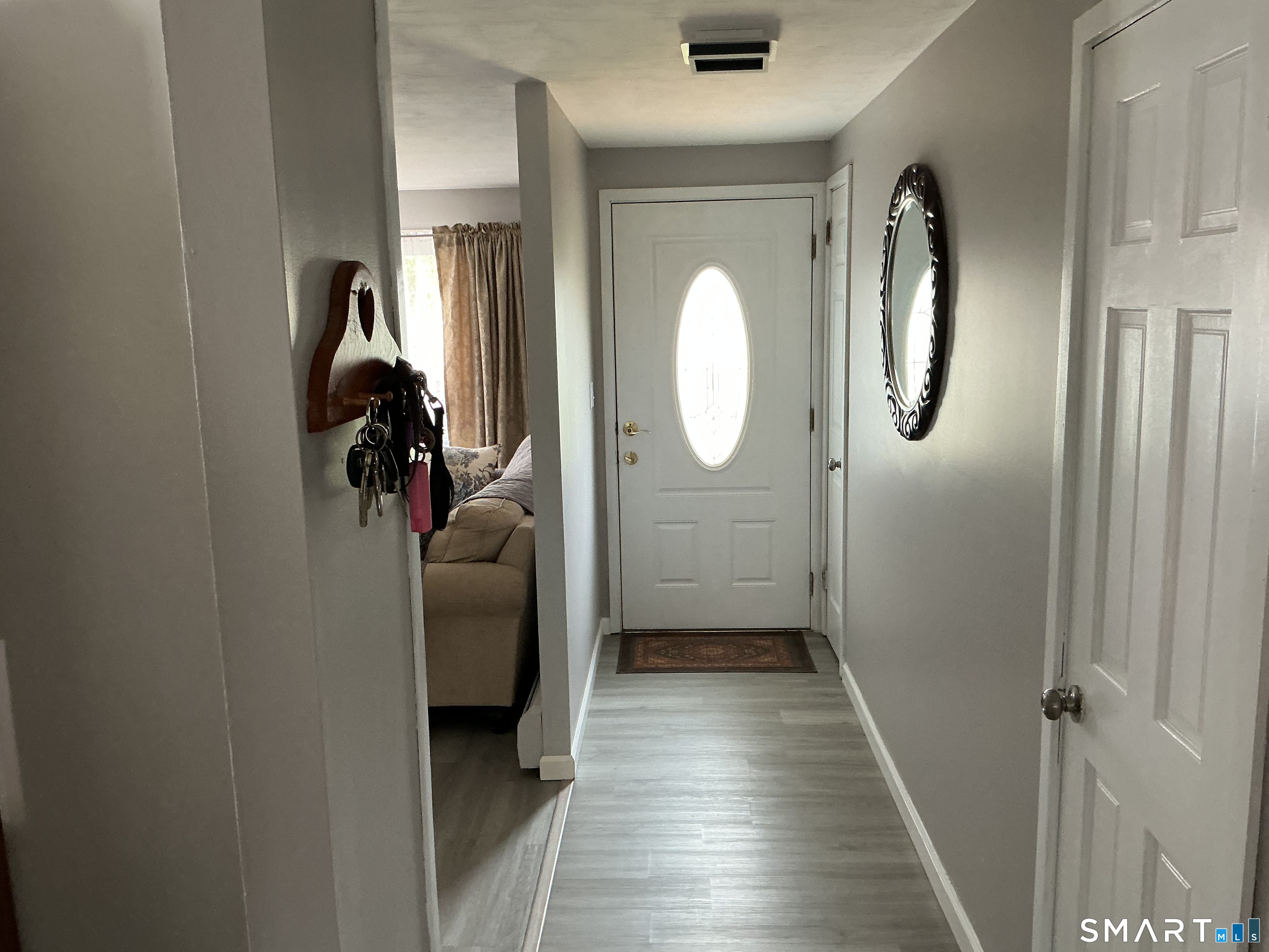 65 Crystal Street Wethersfield, CT 06109 - Photo 8 of 10