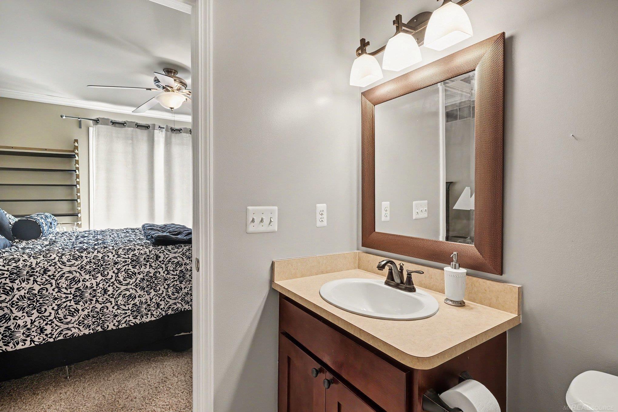 45658 Rathmore Drive Macomb, MI 48044 - Photo 19 of 27