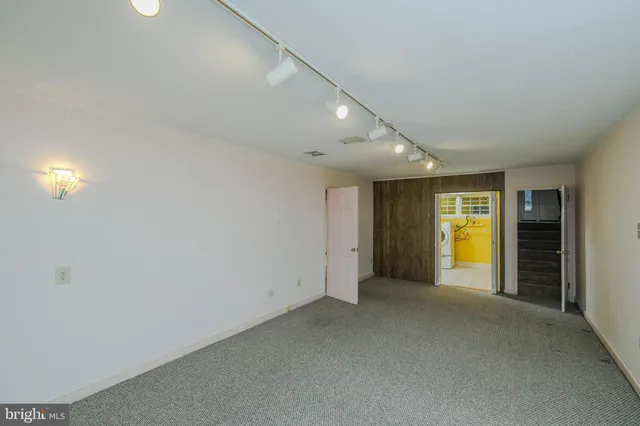 $495,000 | 5091 Fairview Drive, Berkeley Springs, WV 25411