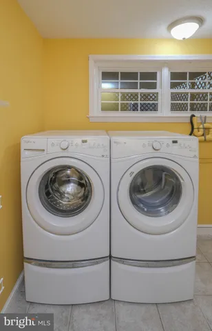 $495,000 | 5091 Fairview Drive, Berkeley Springs, WV 25411