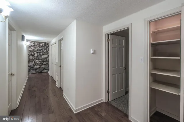 $495,000 | 5091 Fairview Drive, Berkeley Springs, WV 25411