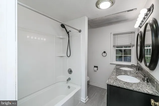 $495,000 | 5091 Fairview Drive, Berkeley Springs, WV 25411