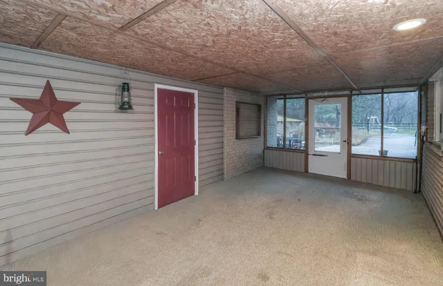 $495,000 | 5091 Fairview Drive, Berkeley Springs, WV 25411