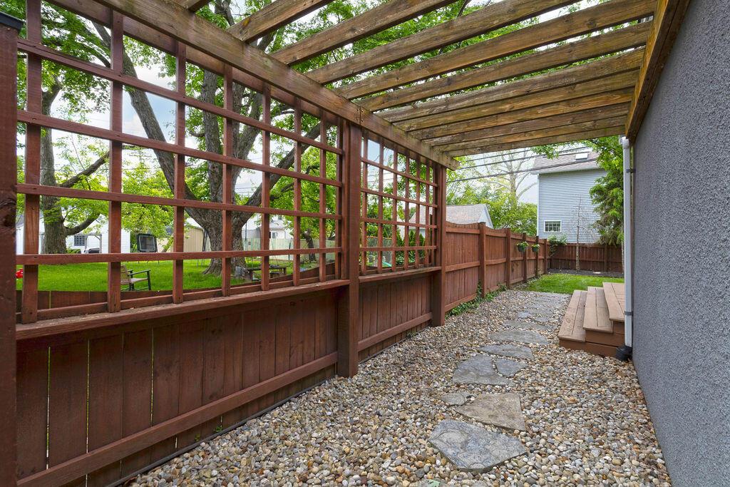 1455 Berkshire Road Columbus, OH 43221 - Photo 64 of 85