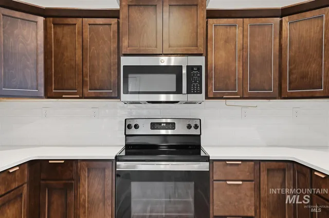 $2,300 | 449 West Winnipeg Street, Meridian, ID 83642