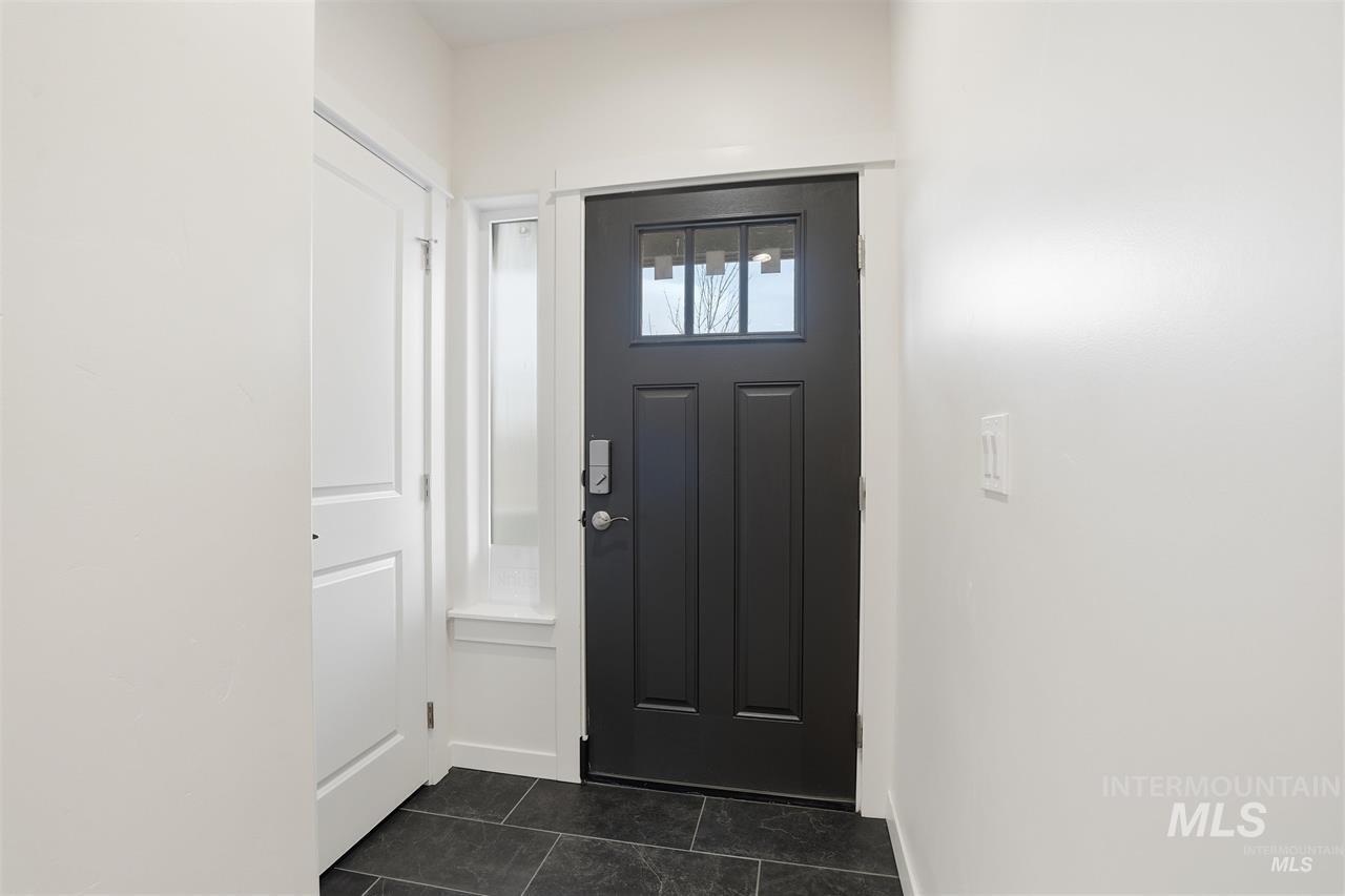 449 West Winnipeg Street Meridian, ID 83642 - Photo 3 of 49 View of entrance foyer