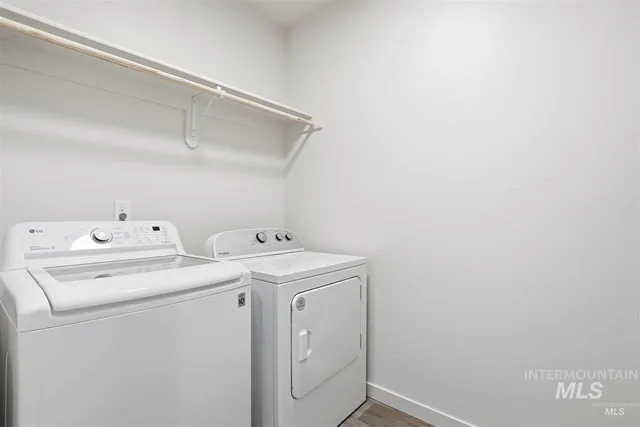 $2,300 | 449 West Winnipeg Street, Meridian, ID 83642