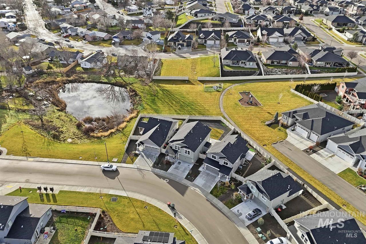449 West Winnipeg Street Meridian, ID 83642 - Photo 42 of 49 Aerial view of residential area