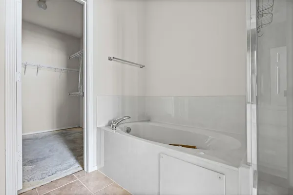 $299,999 | 1900 Scofield Ridge Parkway, Unit 503, Austin, TX 78727