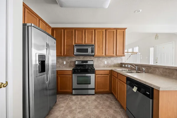 $299,999 | 1900 Scofield Ridge Parkway, Unit 503, Austin, TX 78727